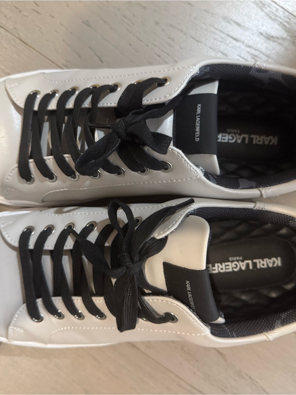 Karl Lagerfeld White Leather Sneakers with Black Laces - Picture 2 of 4